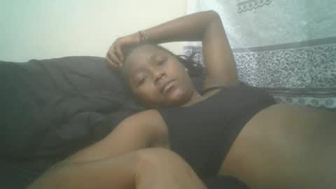 Snapshot of pretty_abella chatting on February 27, 1:49 pm abella online show from February 27, 1:49 pm