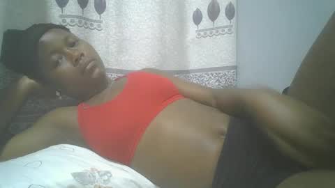 Snapshot of pretty_abella chatting on January 26, 7:42 am abella online show from January 26, 7:42 am