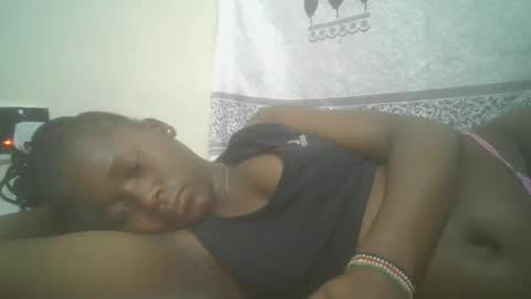 Snapshot of pretty_abella chatting on March 5, 10:00 am abella online show from March 5, 10:00 am