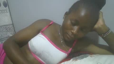 Snapshot of pretty_abella chatting on January 24, 6:56 pm abella online show from January 24, 6:56 pm