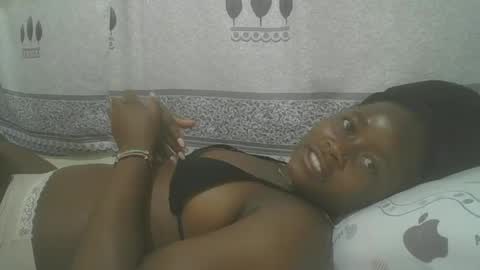 Snapshot of pretty_abella chatting on March 12, 1:08 pm abella online show from March 12, 1:08 pm