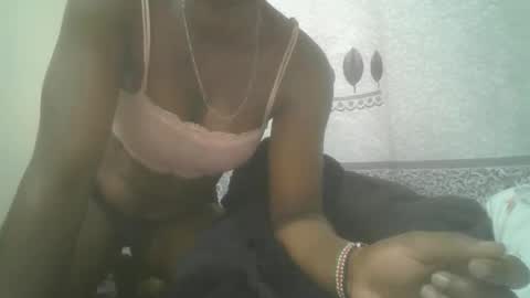 Snapshot of pretty_abella chatting on February 14, 3:33 am abella online show from February 14, 3:33 am