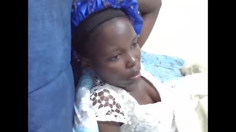 pretty_petite_ebony online show from March 31, 7:30 am