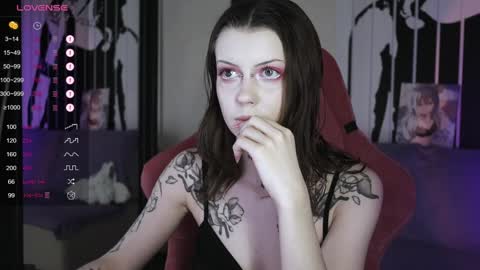 Violet online show from January 14, 11:20 am