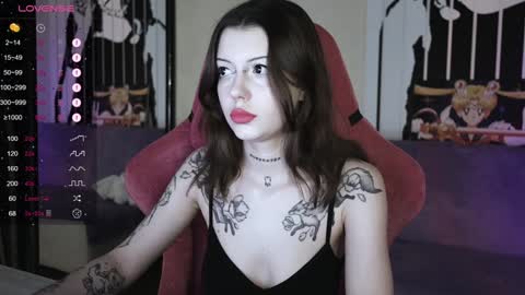 Violet online show from December 5, 9:17 am