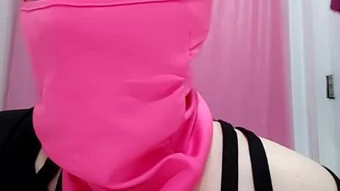 PrettyFeet online show from December 19, 10:02 pm