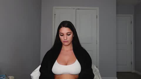 prettygirllltorii online show from March 21, 10:26 pm