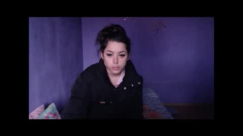 prettyjulliette online show from February 27, 1:28 pm