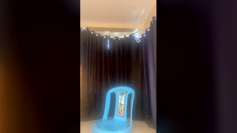 prettyreen online show from March 15, 12:51 pm