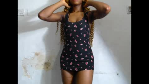 prettysexy6 online show from May 15, 10:45 pm