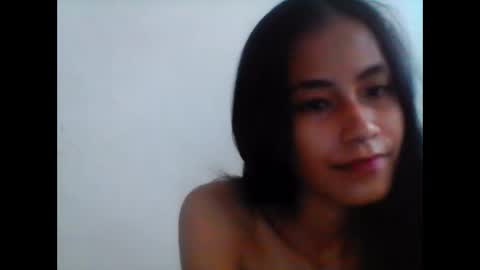 prettyysexyasian online show from March 12, 3:35 am