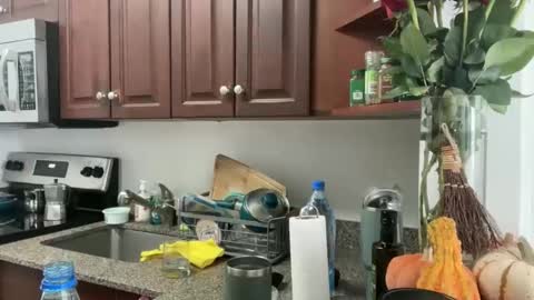 prettyyykittyyy22 online show from November 1, 4:22 pm