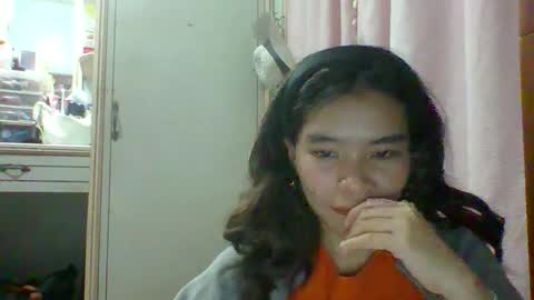 prety784828 online show from September 25, 2:05 pm