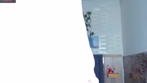 Snapshot of princess_martinez chatting on February 17, 3:11 pm Princess Martinez online show from February 17, 3:11 pm