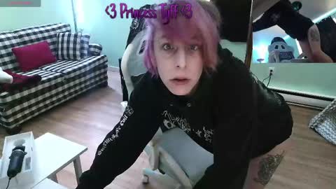 Tyff online show from April 6, 12:17 pm