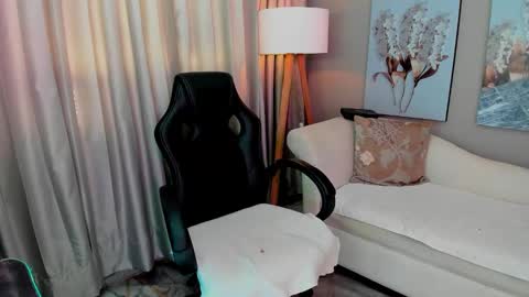 Priya Rose online show from November 23, 8:21 pm