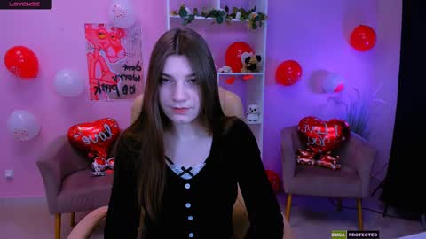 Snapshot of pure_radiance chatting on February 15, 9:38 am Ask me3 online show from February 15, 9:38 am
