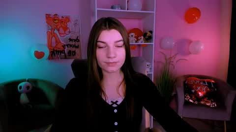 Snapshot of pure_radiance chatting on February 24, 9:30 am Ask me3 online show from February 24, 9:30 am