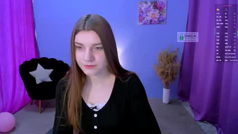 Snapshot of pure_radiance chatting on February 12, 9:42 am Ask me3 online show from February 12, 9:42 am