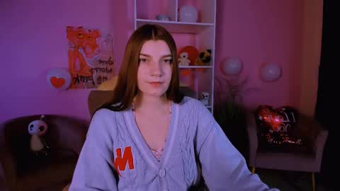Snapshot of pure_radiance chatting on February 25, 9:31 am Ask me3 online show from February 25, 9:31 am