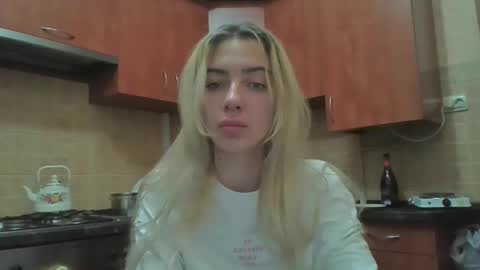 purelust_naomi online show from November 5, 4:45 pm