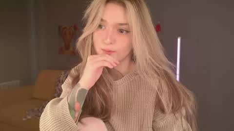 Bella online show from February 28, 6:13 am