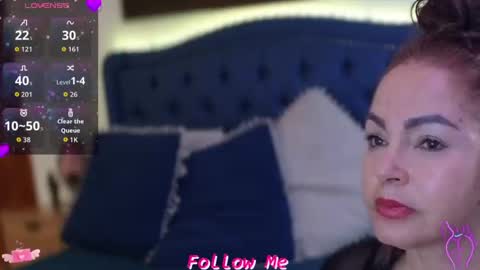 Snapshot of qu33nandh3rk1ng chatting on September 19, 7:35 pm Queen And King online show from September 19, 7:35 pm
