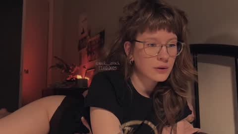    online show from February 17, 3:33 pm