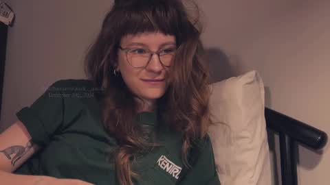    online show from December 20, 4:14 pm