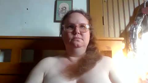  naughty Queen online show from February 18, 8:19 pm