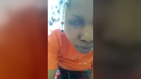 queen_900 online show from July 7, 11:24 am