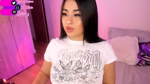 Snapshot of queen_liana chatting on January 15, 5:29 am Liana  online show from January 15, 5:29 am