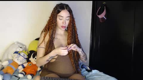 queen_of_m111lk online show from November 18, 1:17 am