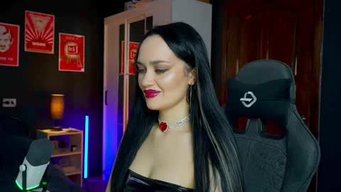 Your world and the universe Aliss online show from November 28, 4:04 am