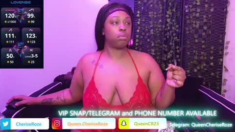 Snapshot of queencroze chatting on January 24, 8:00 pm Queen Cherise Roze online show from January 24, 8:00 pm