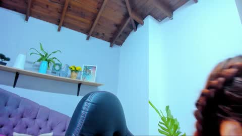 Queen online show from March 29, 5:01 pm