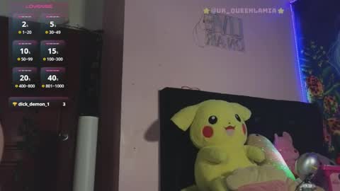 Snapshot of queenlamia chatting on February 5, 11:50 pm  Taurus online show from February 5, 11:50 pm