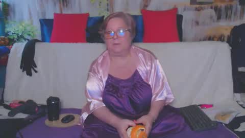 QueenPammy online show from April 2, 1:41 pm