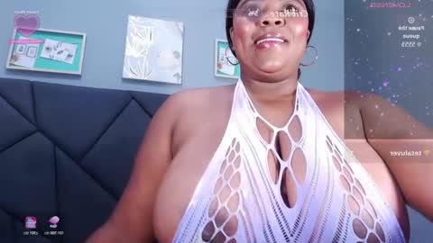 queenrachelbrown online show from March 16, 9:19 pm