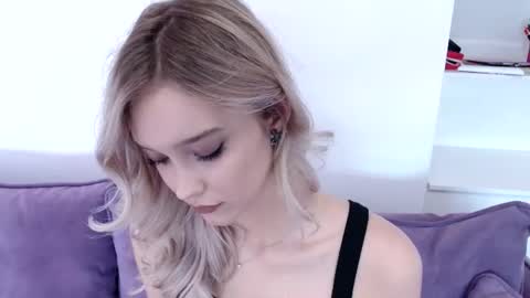 Serena XoXo online show from July 17, 3:49 pm