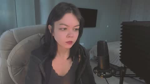 quietluxury online show from March 20, 12:32 pm