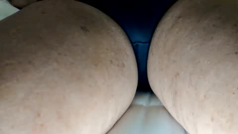 quietwife online show from March 2, 5:08 am