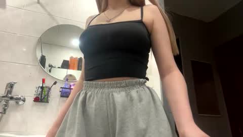 rabbit06495774 online show from November 14, 4:45 am