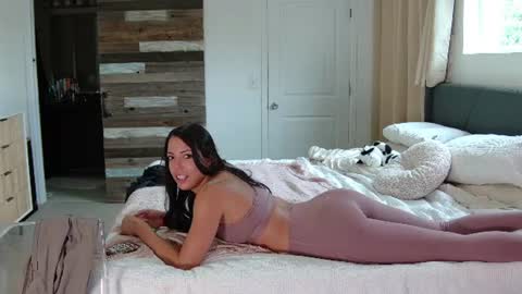 Rachel Rivers online show from July 23, 9:23 pm