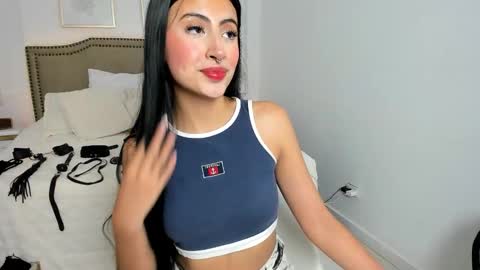 RACHEL ES online show from March 4, 7:04 am