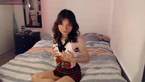 rachel_garden2 online show from March 26, 1:41 am