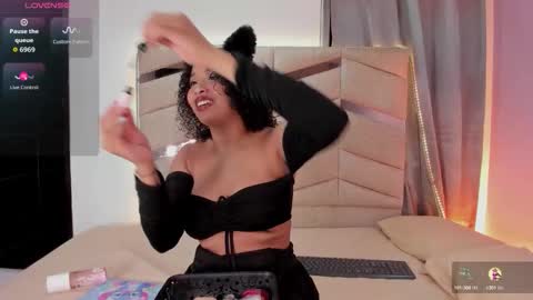 Rachel online show from March 25, 3:23 am