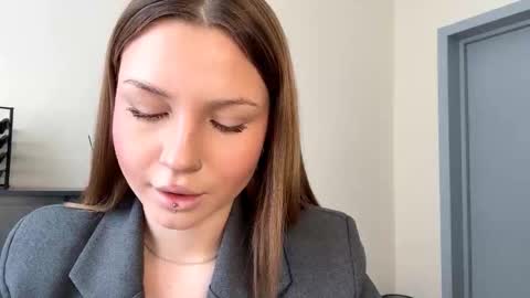 Alex online show from February 20, 9:11 am