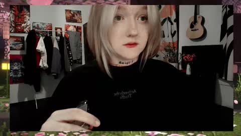 Snapshot of raiingurl chatting on October 15, 5:54 am Kate online show from October 15, 5:54 am