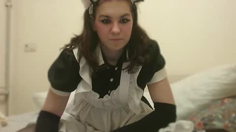 rainyvibe_ online show from September 29, 7:41 pm